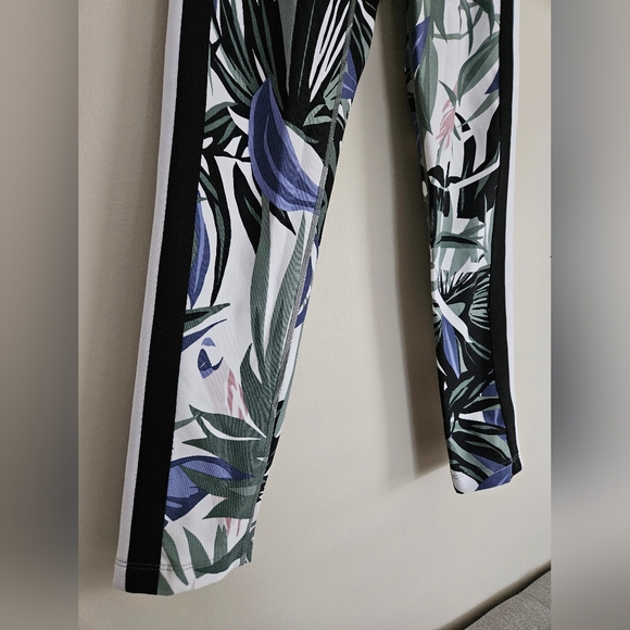 Calvin Klein Performance Wick Tropical Bird Print Leggings B&W Blue Size S/P/CH - Picture 11 of 13